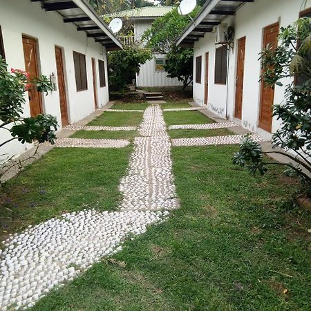 Hotel Aylos Bay Akosombo Exterior foto
